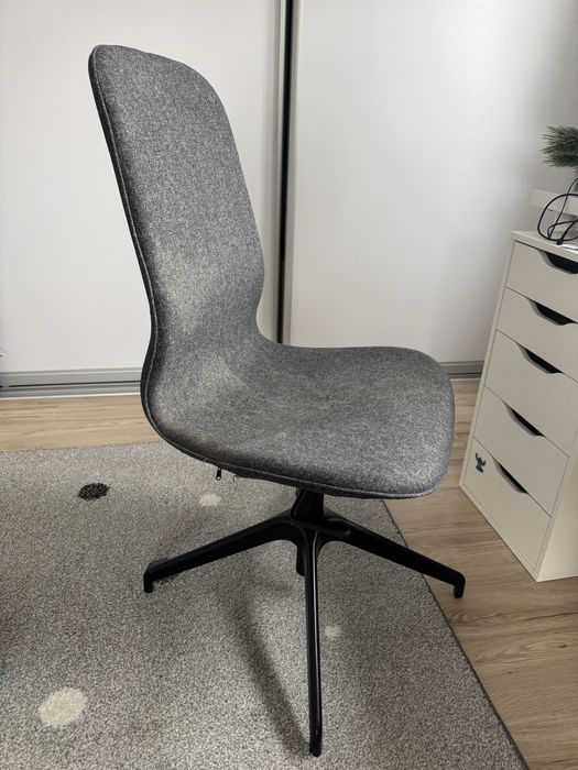 Krzeslo biurowe ikea LÅNGFJÄLL szare