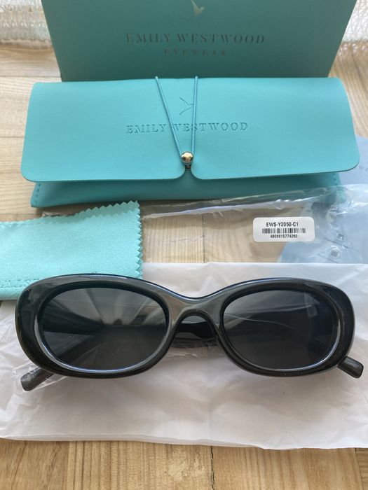 Nowe okulary przeciwsloneczne Emily Westwood