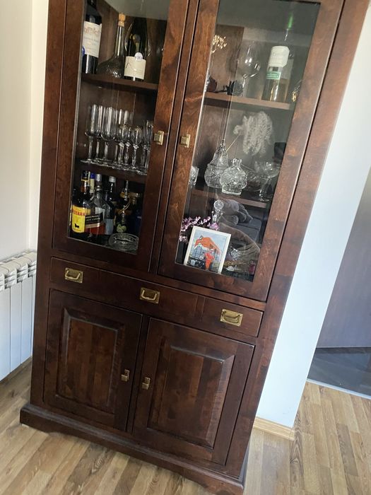 Witryna z kolekcji  mebli  BK meble