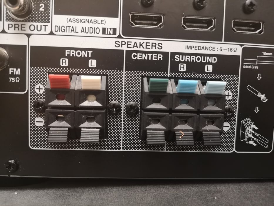 Amplituner Denon AVR-X520BT