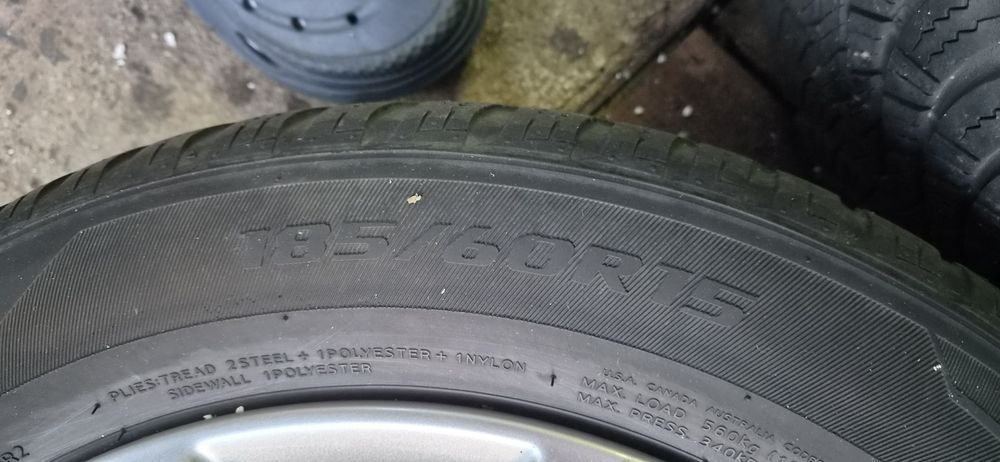 Alufelgi z oponami Mistubishi Colt 2011 15 cali 185/60r15