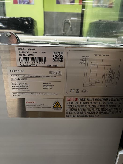 Stół chlodniczy sałatkowy 2-drzwiowy