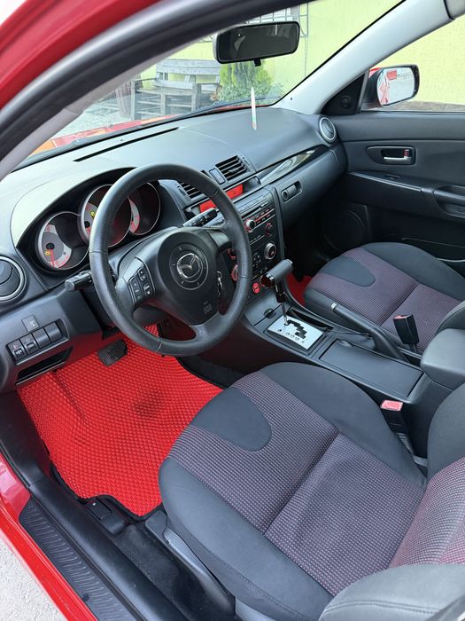 Mazda 3 автомат 1.6