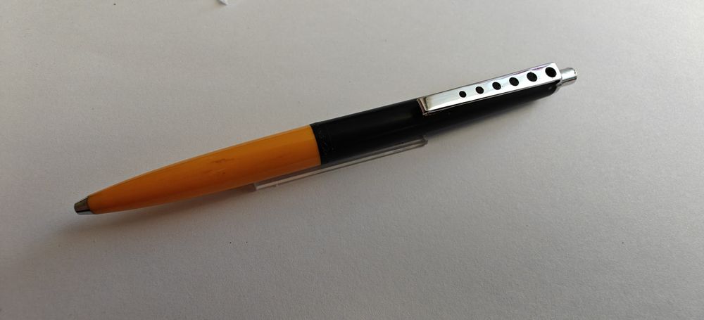 Długopis Montblanc Carrera 590