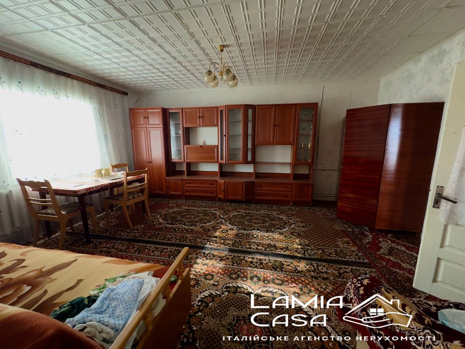 Продаж будинку в с. Тисовець