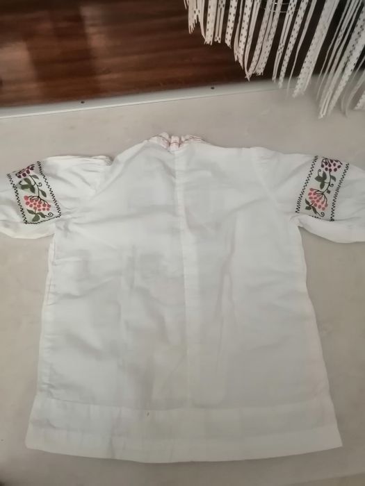 Вишиванка для дівчинки