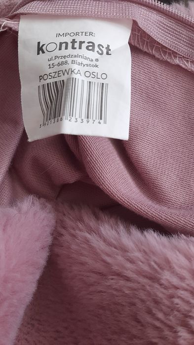 Dla dziewczynki dywan, pościel i poszewka na jasiek, zabawki lila róż