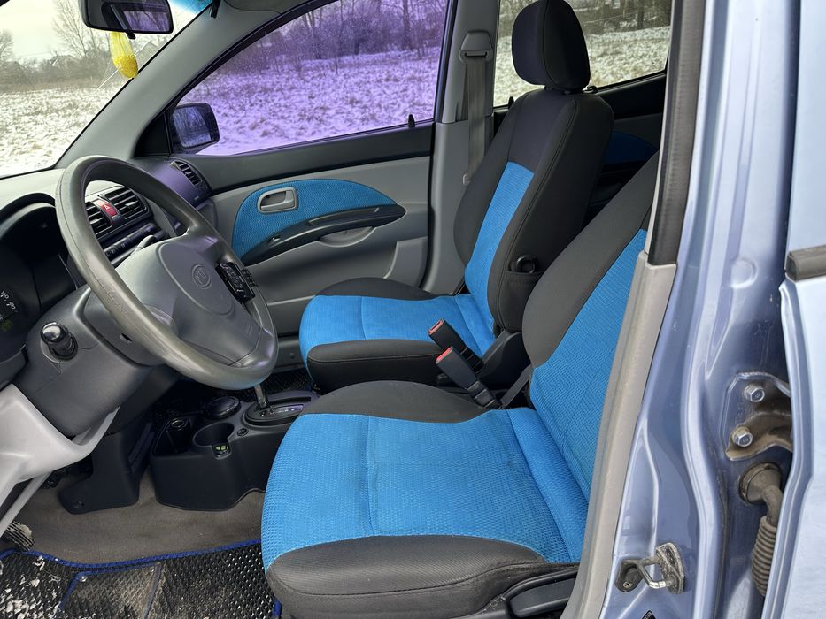 Kia Picanto 2007 г газ-бензин