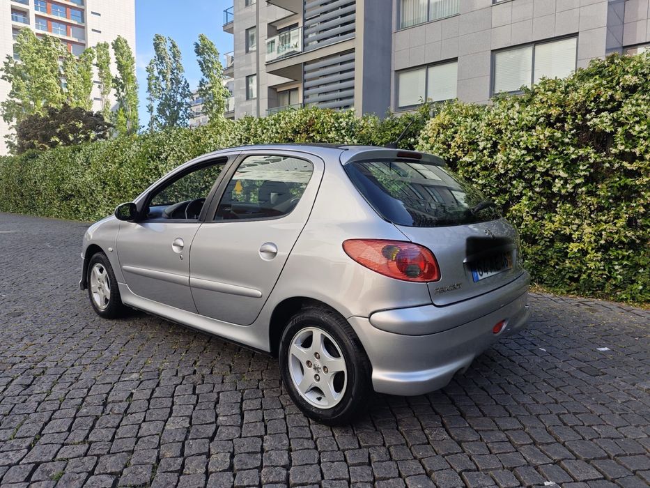Vende se peugeot 206 1.4 hdi do ano 05 impecavel