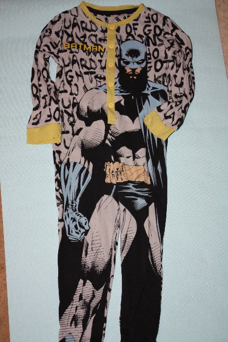 Человечек- спальник " BATMAN" ф.George р-104/110 мальчику 4/5 лет