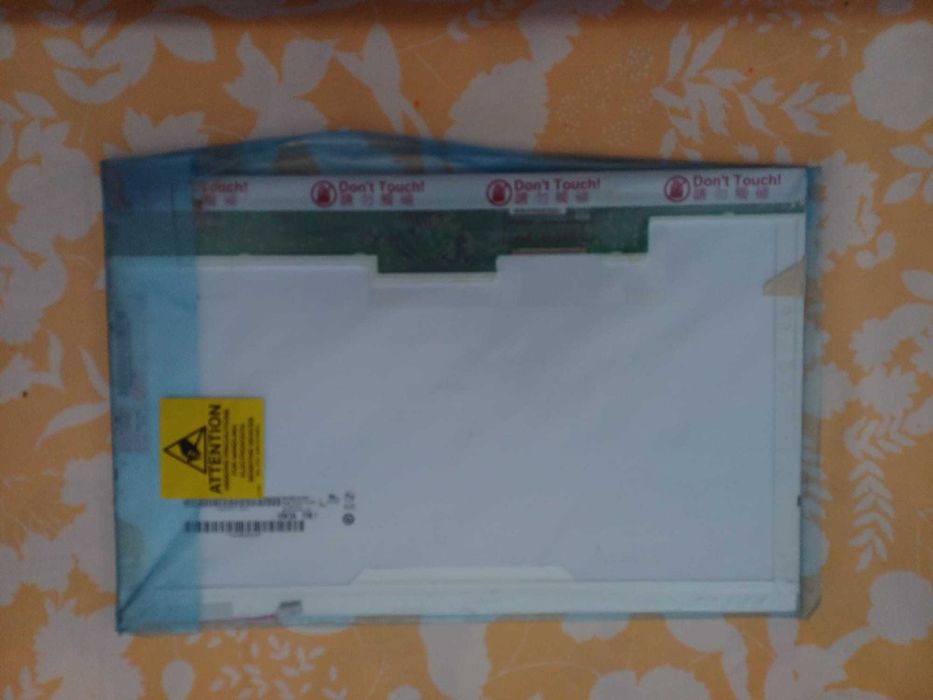 Tela LCD de MacBook Pro 15'' - ainda em embalagem