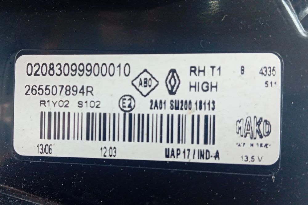 Farolim direito RENAULT Captur II