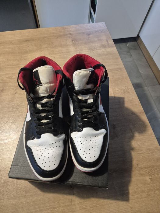 NIKE Jordan Air 1 MId rozm. 41