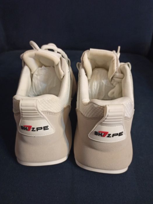 Adidasy, Snaikersy męskie r. 39 NOWE