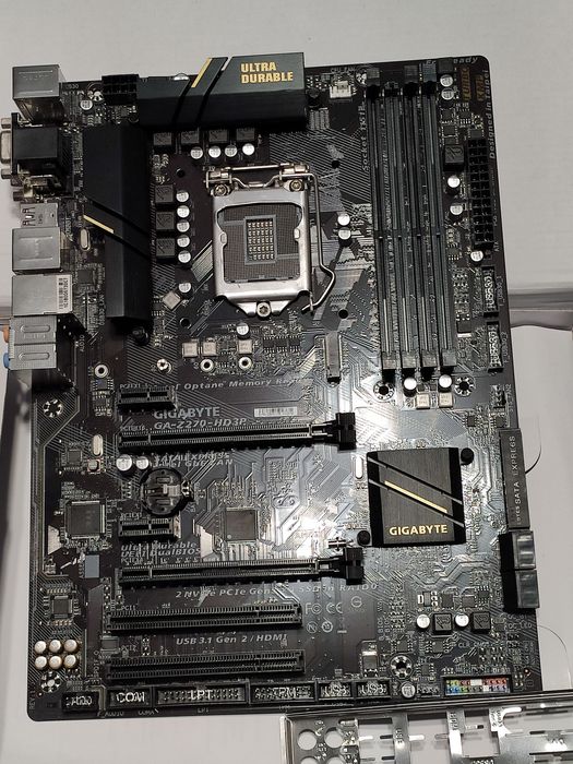 Материнська плата gigabyte Ga-z270-HD3P