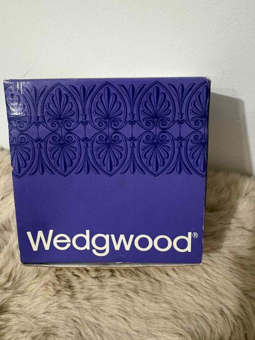 Porcelanowa szkatułka wedgwood