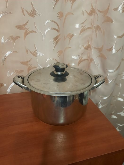 Кастрюли  нержавейка