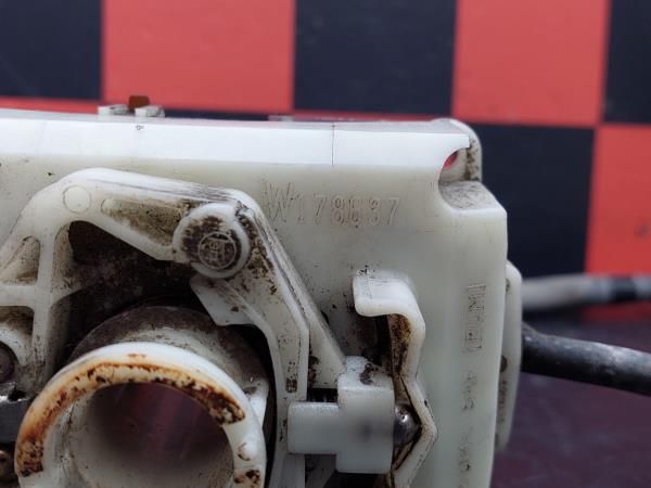 Comandos do volante TOYOTA DYNA 250 Caixa
