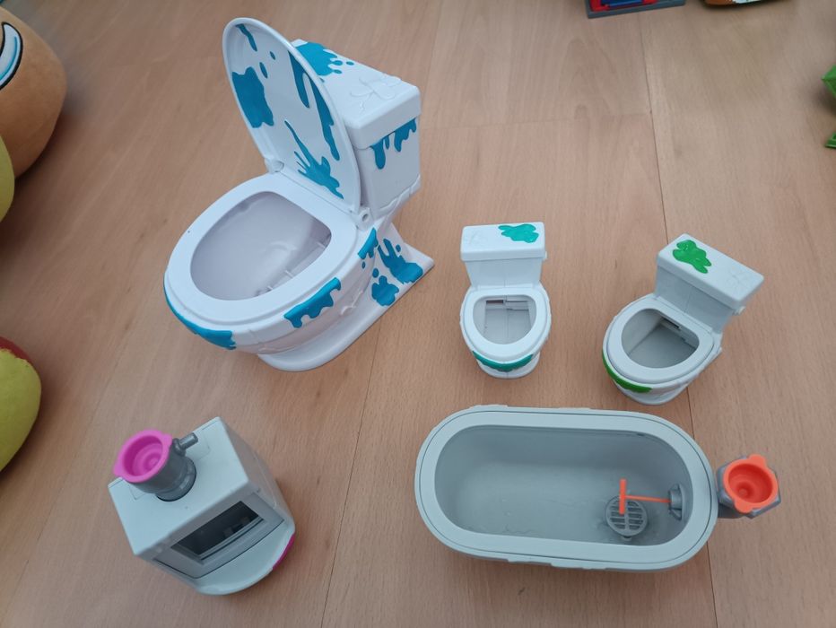 Conjunto Zomlings WC