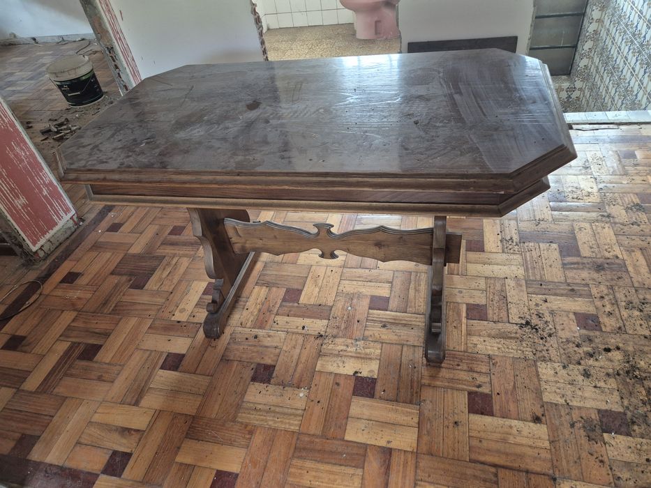 Mesa de cozinha ou sala