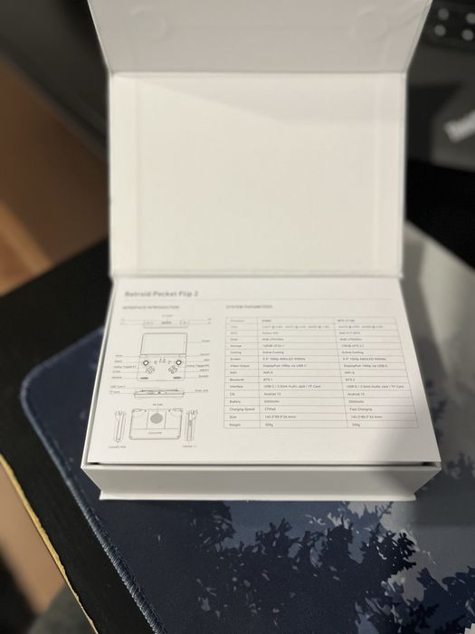 Retroid pocket flip 2