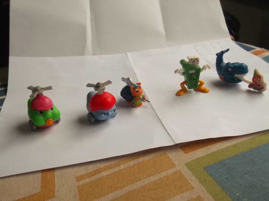 Brindes dos ovos Kinder (10)