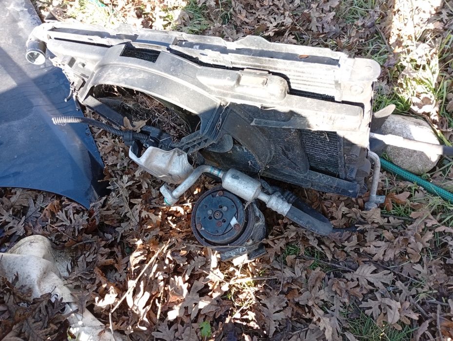 Vendo muitas peças do Alfa Romeo 156 da ano 2003