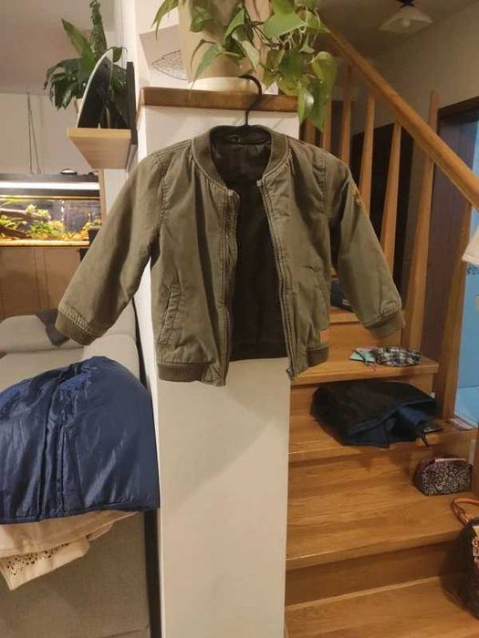 Kurtka rozm. 5-6 lat. F&F. Przejściowa. Khaki. Bomberman.
