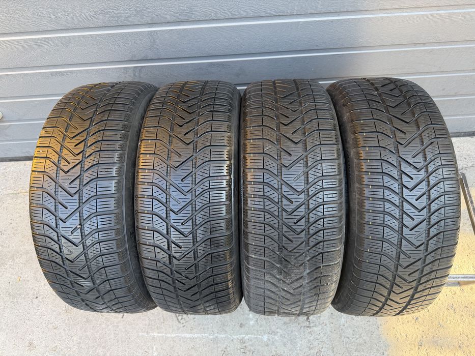 Шини зимові R16 205 55 Pirelli Склад Осокорки RLX