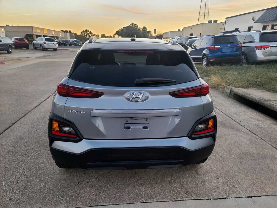Hyundai Kona SEL      2019