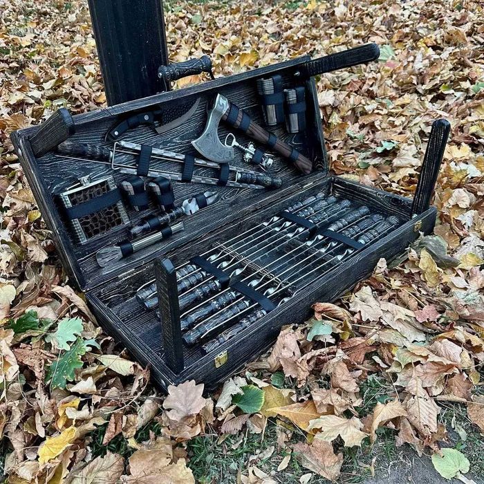 Набір шампурів у дерев'яному кейсі "ЗЕВС"  подарок, подарунок мужчине