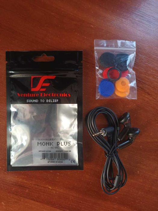 Навушники вкладиші Venture Electronics Monk Plus