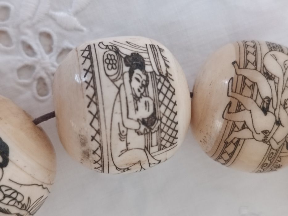 Бусы, четки старинные.Камасутра.Ручная роспись.Старый Китай.Вес 430 гр