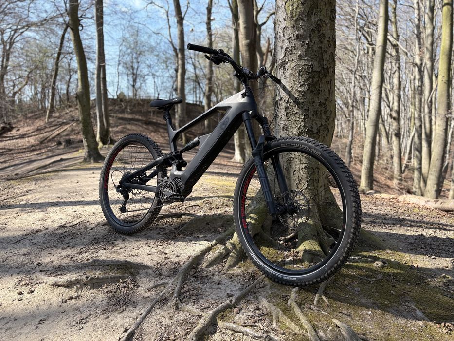 Mocny rower elektryczny enduro bafang m560 duża bateria karbon