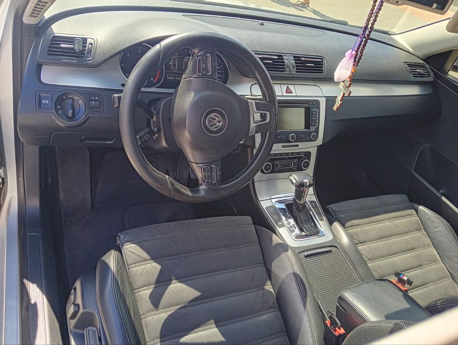 Volkswagen Passat B 6 * 2010 .  2.0 TDI MT (170 k.c.) * Highline