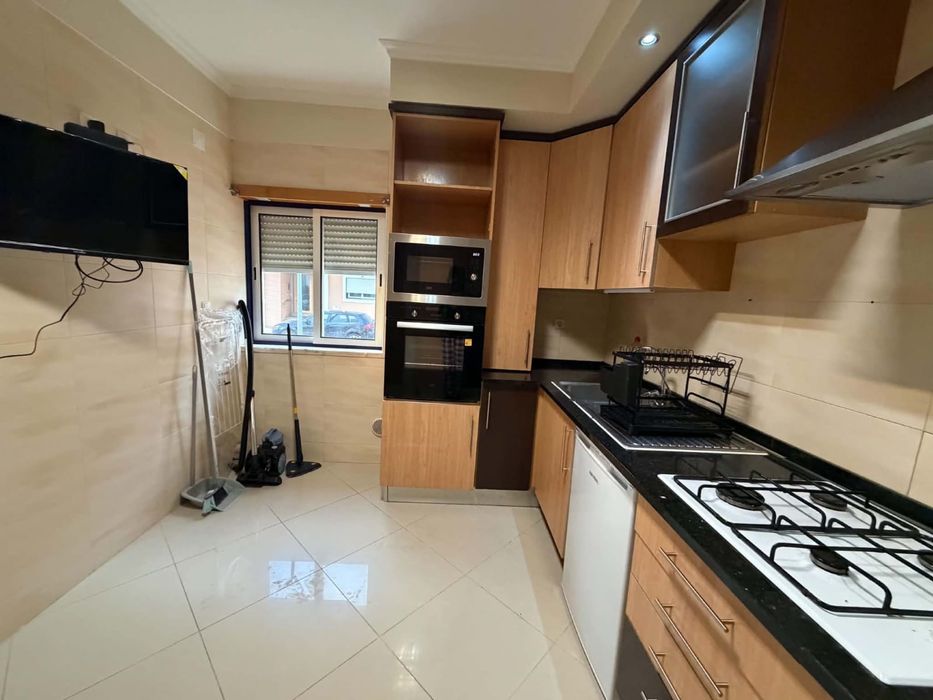 Quarto para arrendar em Samora Correia