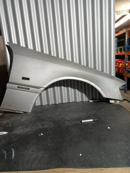 Guarda Lamas Mercedes Classe C W202 DIREITO  Cinza F2