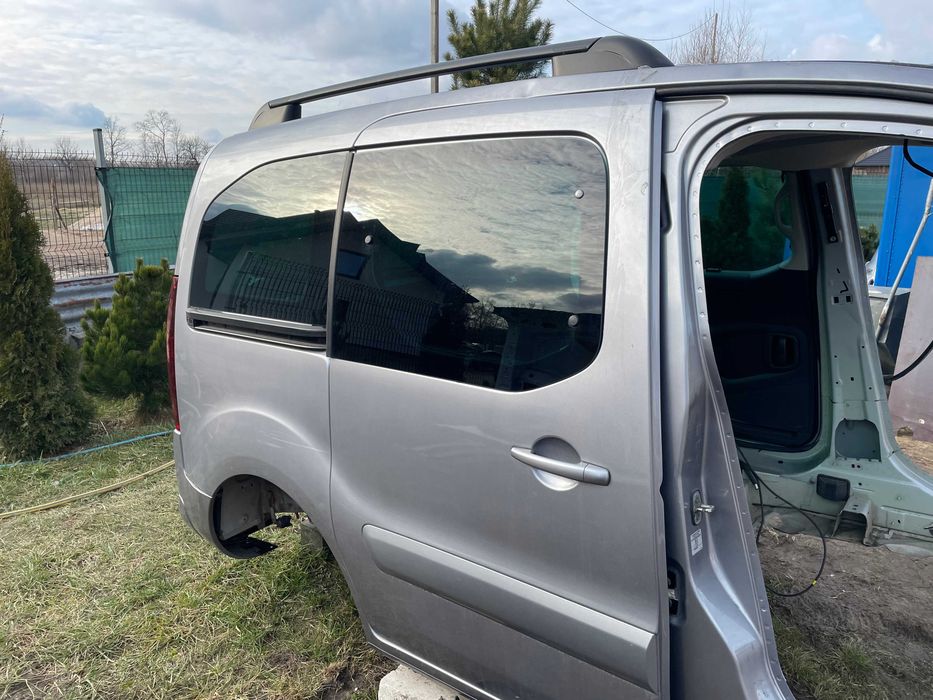 Szyby karoseryjne -szyby w drzwi suwane - Berlingo Partner III