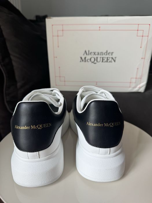 Nowe buty sneakersy Alexander McQueen 39