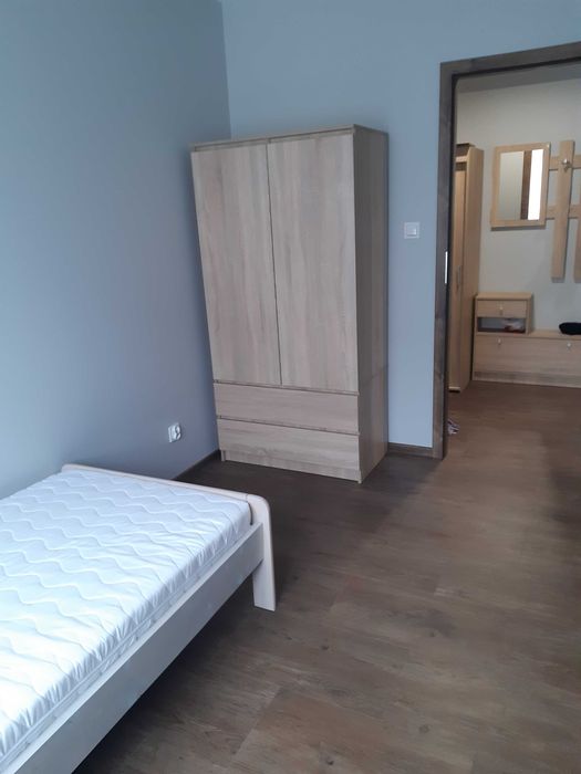 Pokój jedynka Architektów cena za całość