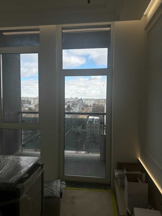 Продам 2 к квартиру на просп.Космонавтів 5330