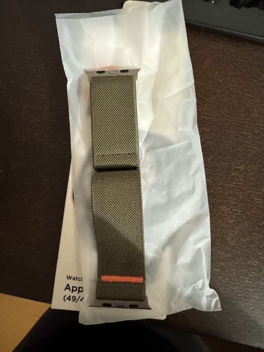 Spigen Lite Fit Apple Watch Ultra 49mm Correia Strap Loop