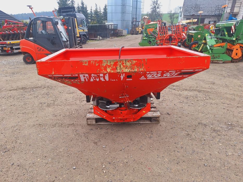 Rozsiewacz nawozu Rauch MDS 901  stan bdb hydraulika
