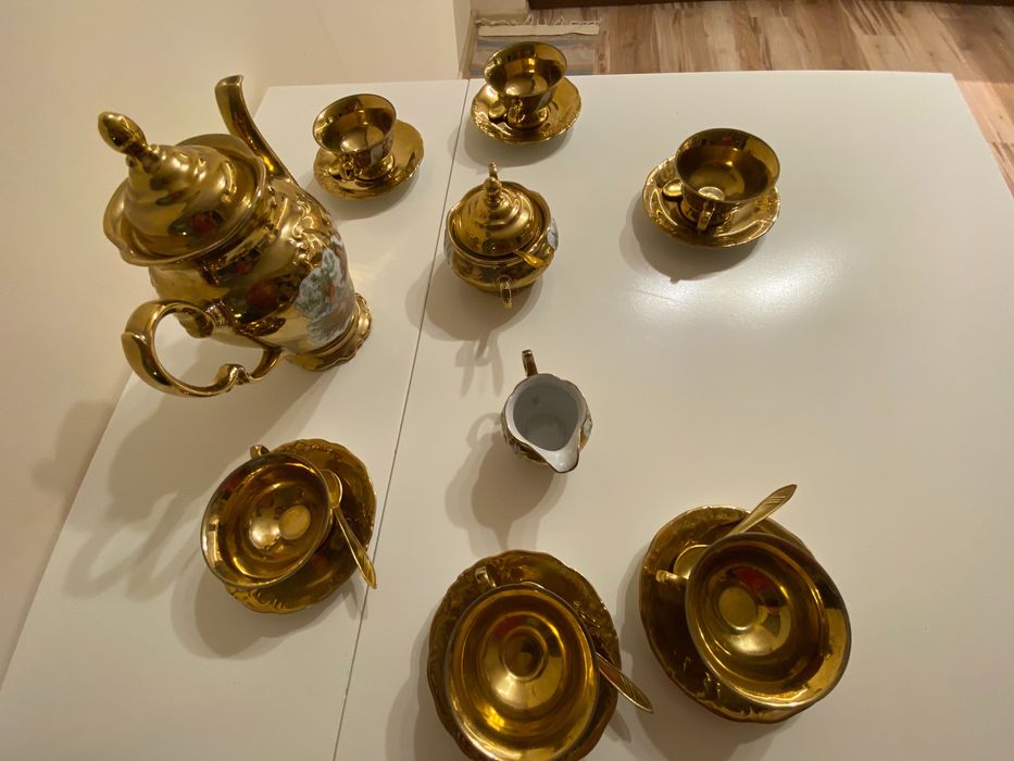 Piękny serwis do kawy w stylu belle epoque