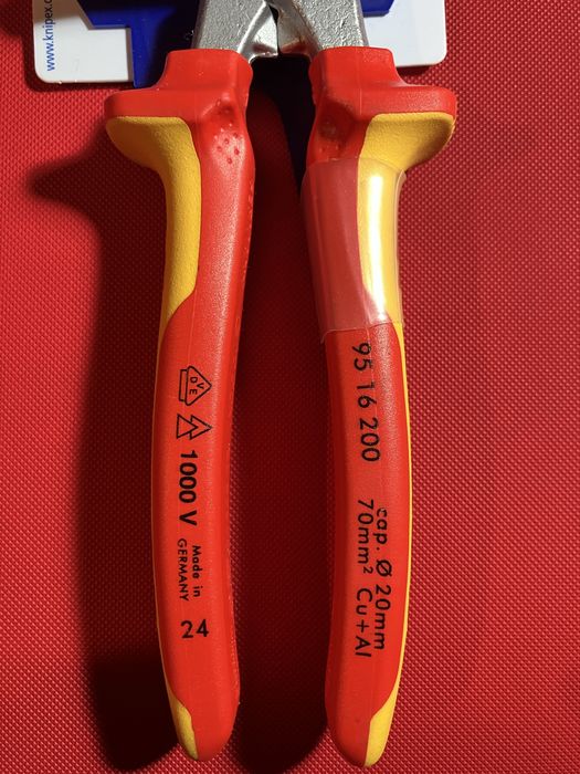 Alicate VDE knipex corta cabos