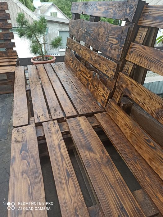 Дивани з піддонів