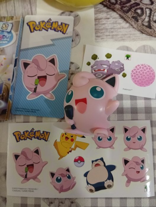 Pokémon Jigglypuff Kinder maxi grande