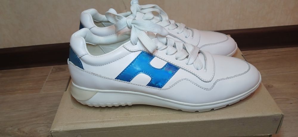 Кросівки Hogan (size 39)