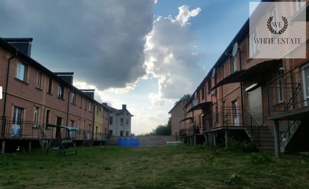 Продається таунхаус на Микулинецькій