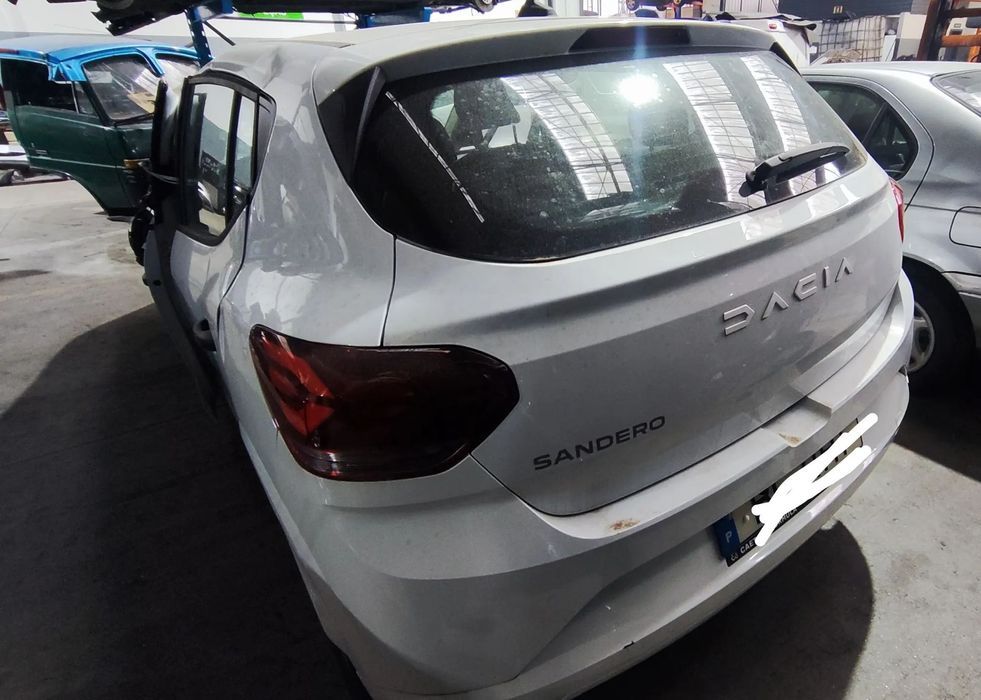 DACIA SANDERO 2022 para peças